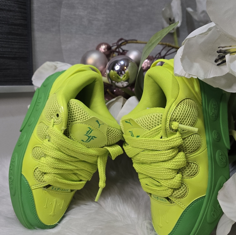 PUMA x Lamelo Ball LaFrance Assist Lifestyle Shoes womens Green Lime Grinch New - Picture 1 of 12